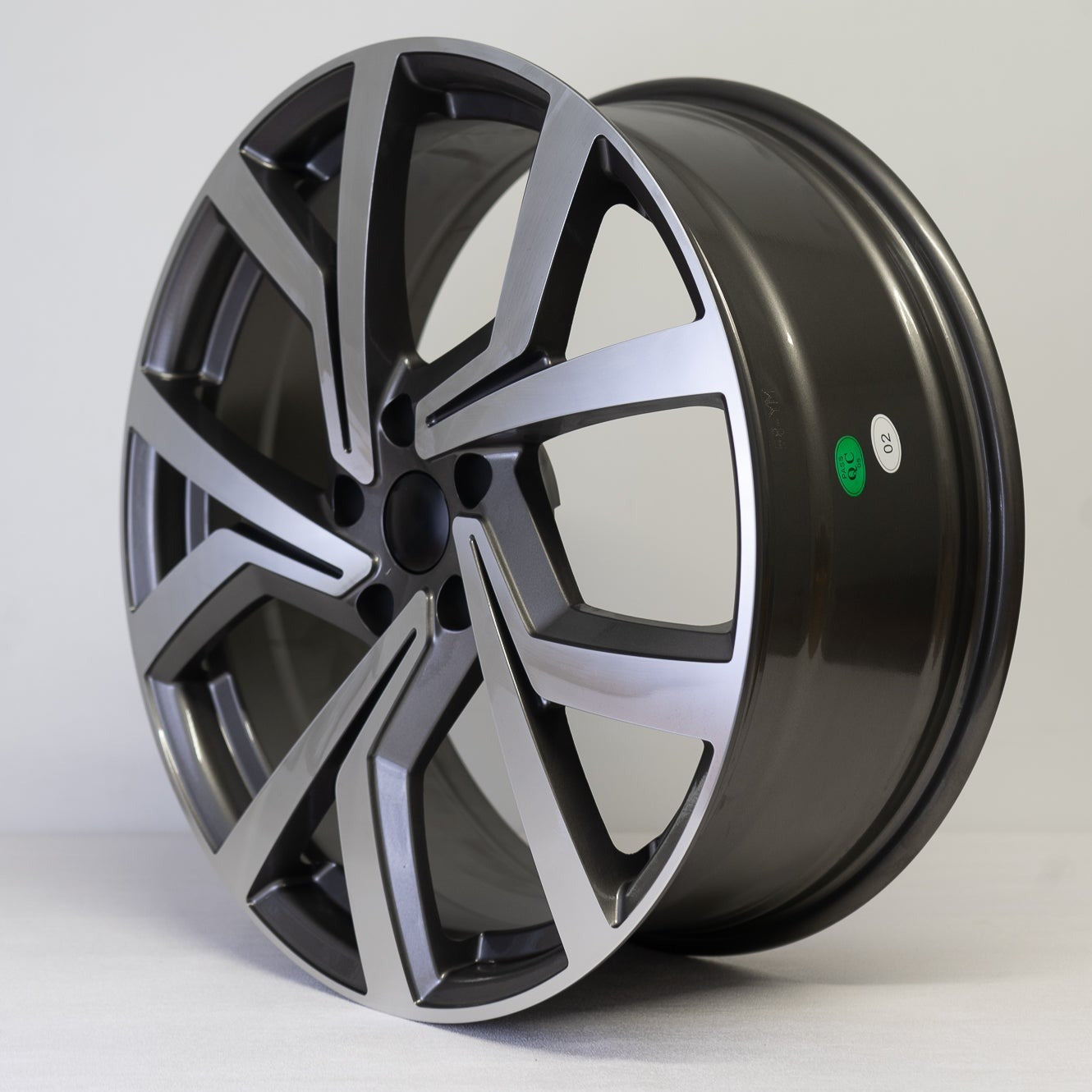 VW golf  Clubsport Style - 7.5x19 5x112 et42