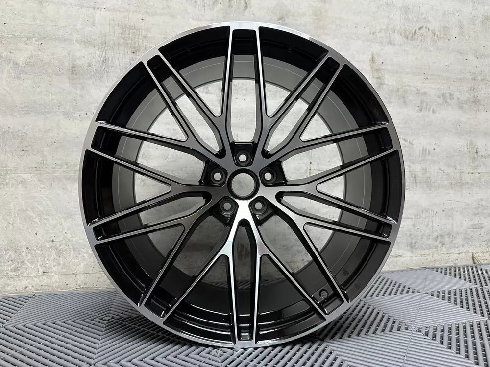 21" x4 New Porsche Macan Spyder Style Alloy Wheels Gloss Black Machined 9J 10J