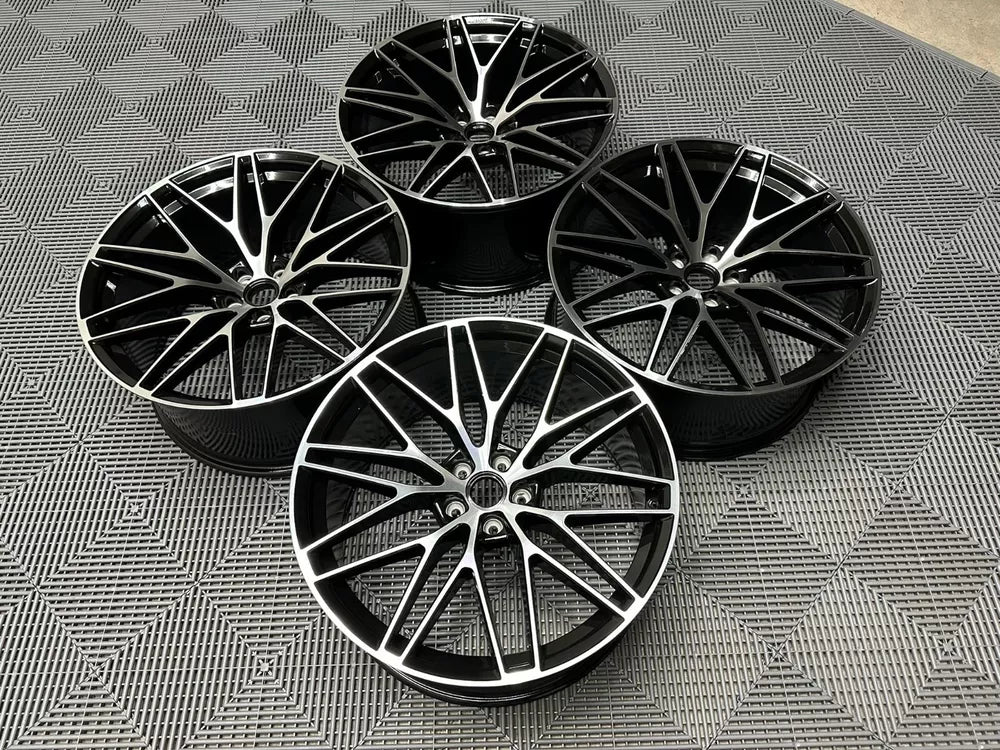 21" x4 New Porsche Macan Spyder Style Alloy Wheels Gloss Black Machined 9J 10J